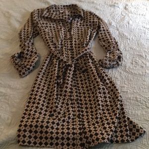 Motherhood maternity button down dress